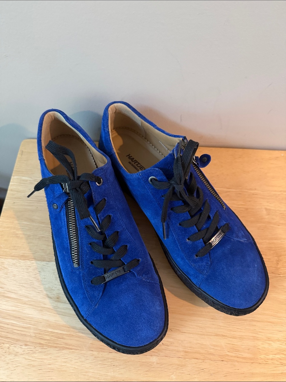 Hartjes Unisex and Suede Lace-Up Sneakers in Cobalt Blue with Black Accents -